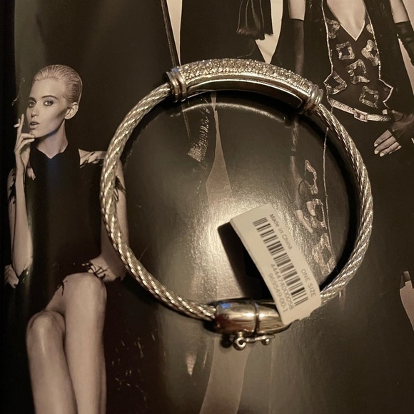 New - Banana republic bangle - Picture 2 of 3
